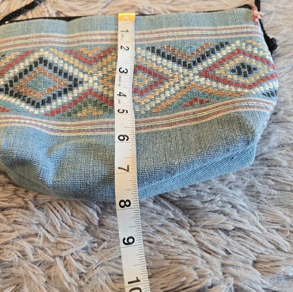 Aztec Crossbody Bag - Picture 13 of 15